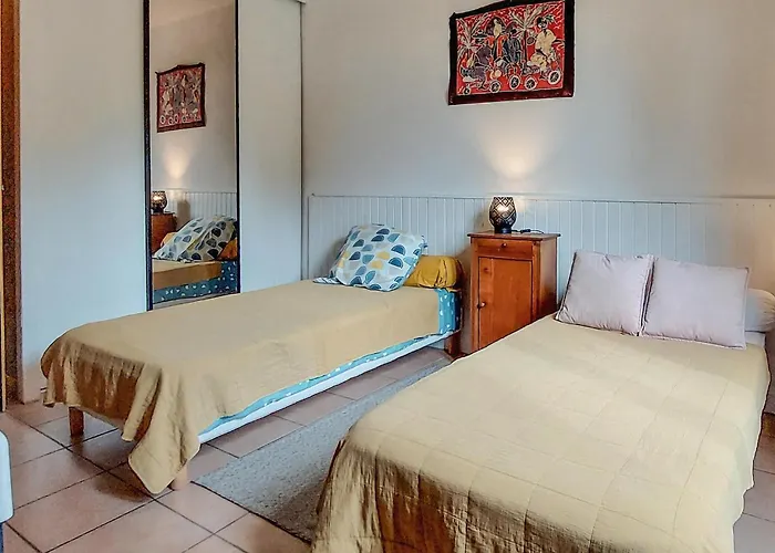 Amazing In Mauleon-D'armagnac