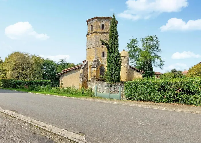 Amazing In Mauleon-D'armagnac